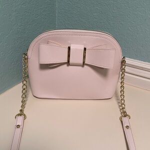 Betsey Johnson Light Pink Bow Crossbody Handbag Purse with Gold Hardware & Chain